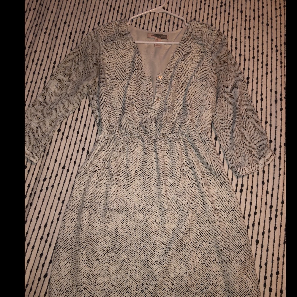 Black and white patterned dress